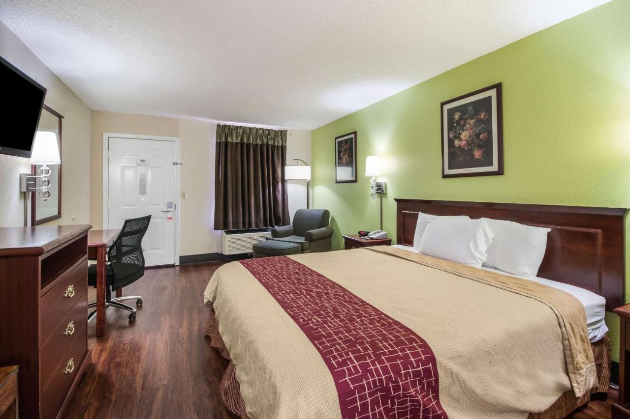 Rodeway Inn Bolivar Buitenkant foto