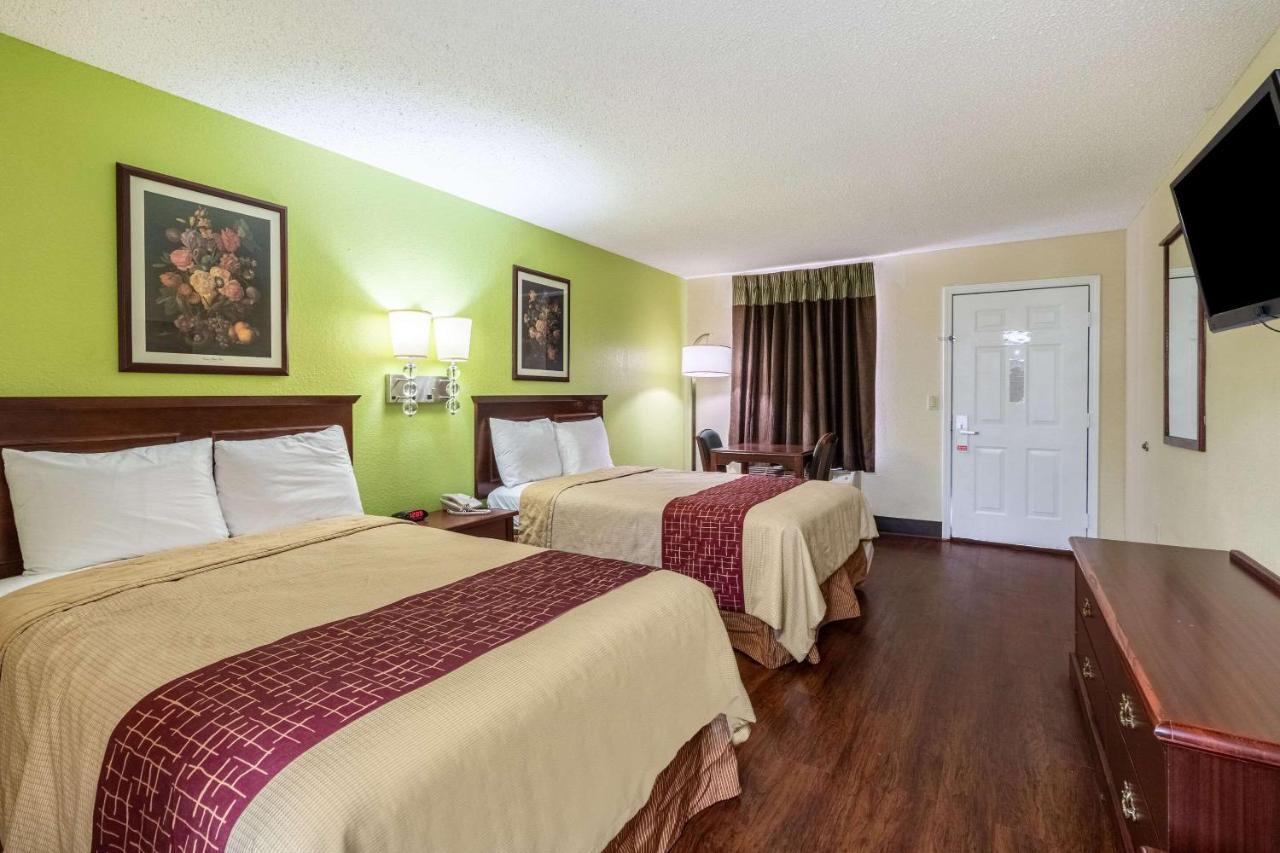 Rodeway Inn Bolivar Buitenkant foto